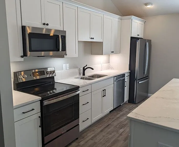 3749 Joy Cir E — Photo 3