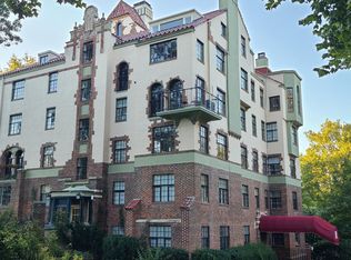 4024 Grand Ave #304, Des Moines, IA 50312