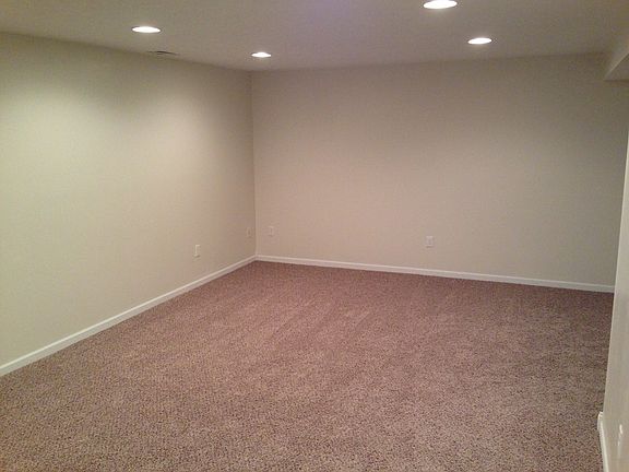 4th image of 1215 9th Ave