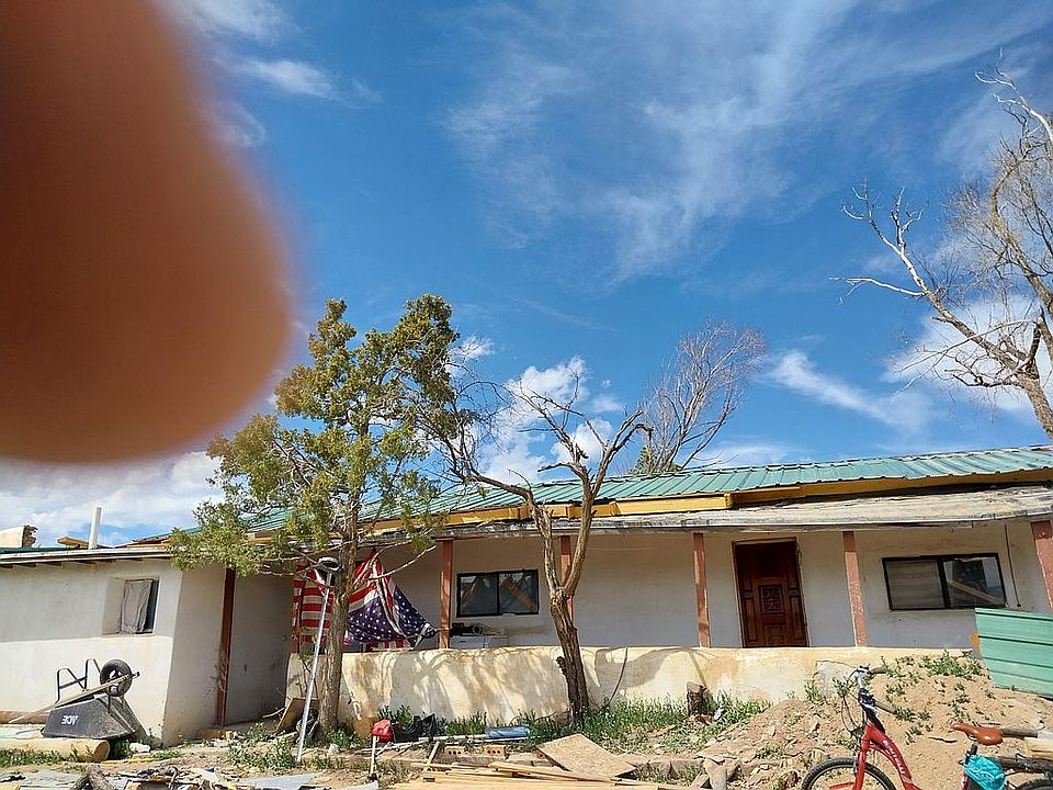 2nd image of 15 W Camino Abajo De La Loma