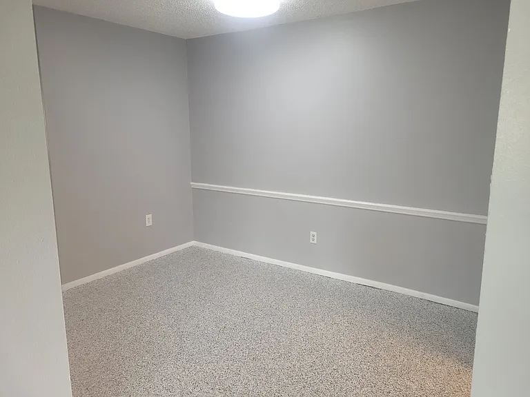 5845 Fairfield Ave S #8 — Photo 4