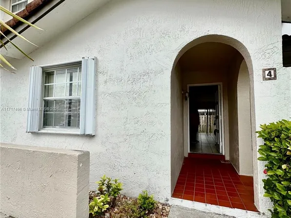 13465 SW 62nd St APT 4, Miami, FL 33183