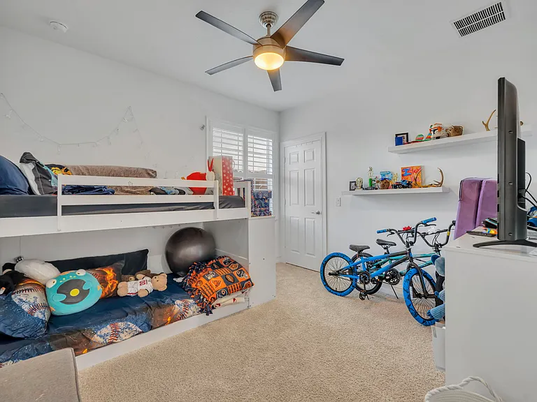 1445 Isabella Dr — Photo 10