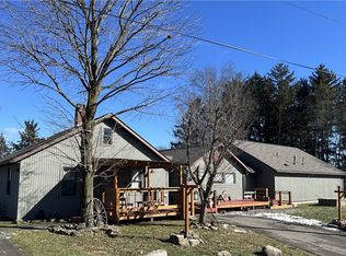 247 Dickey Rd, Slippery Rock, PA 16057