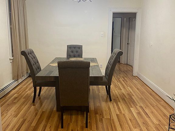 5th image of 15 Beaver Ave #2