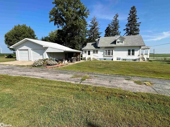 906 Antique City Dr, Walnut, IA 51577