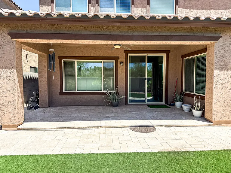 1829 W Spur Dr — Photo 10