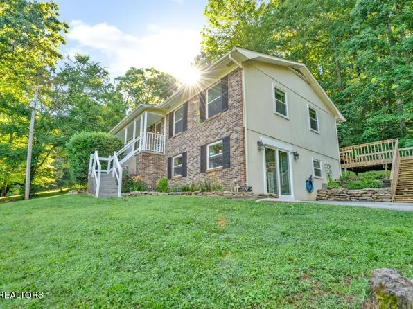 5712 Carter Rd, Knoxville, TN 37918