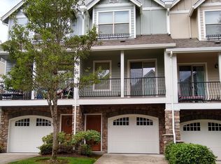 1963 NE 49th Way, Hillsboro, OR