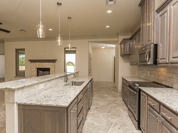 5th image of 3966 Caroline Ln