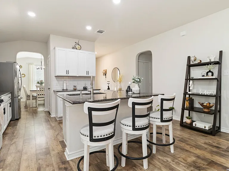 6638 Hoffman Pln — Photo 12