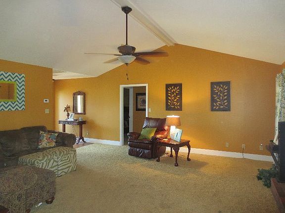 5th image of 113 Winchester Dr