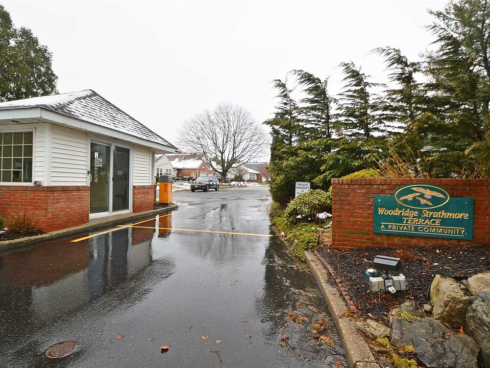 1st image of 48 Hearthside Dr