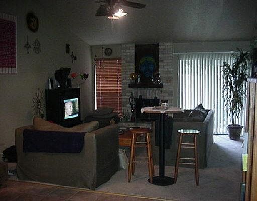 3rd image of 12102 STONEY CIR