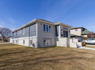 10660 Princess Ave, Chicago Ridge, IL 60415