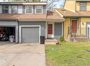 1914 W Lawrence Ct, Kansas City, KS 66103