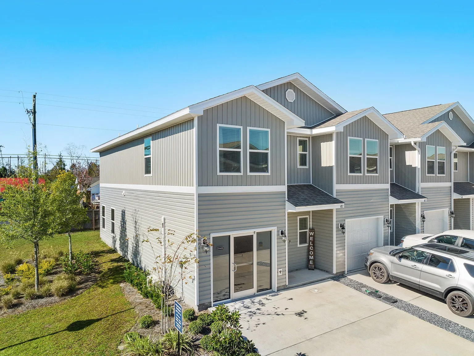 Bridge Harbor Townhomes — Photo 1