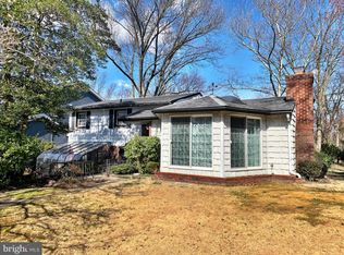 13 Beechwood Ave, Burlington, NJ 08016