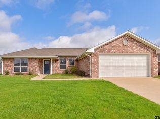 11268 Twin Spires Dr, Flint, TX 75762