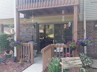 10209 Nancys Blvd APT 67, Grosse Ile, MI 48138