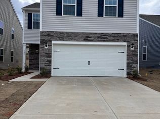 546 13th Avenue Dr NE, Hickory, NC 28601