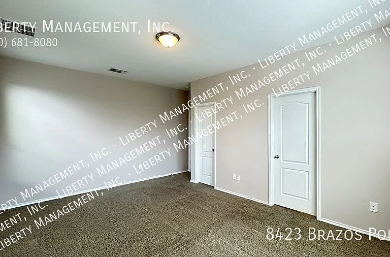 8423 Brazos Point — Photo 15