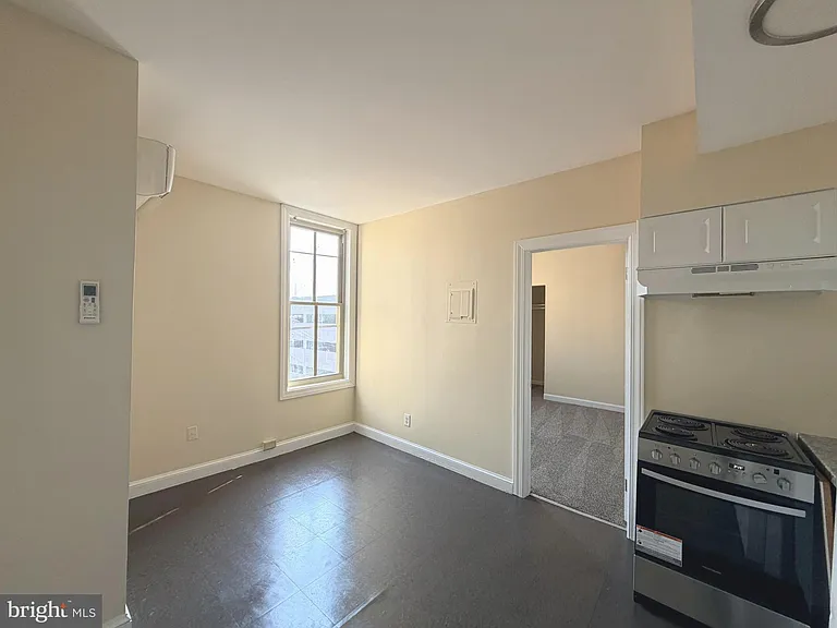 64 W Antietam St #12 — Photo 8