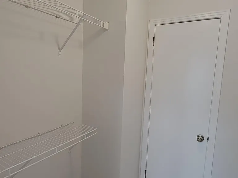 301 Hickory Pl — Photo 35