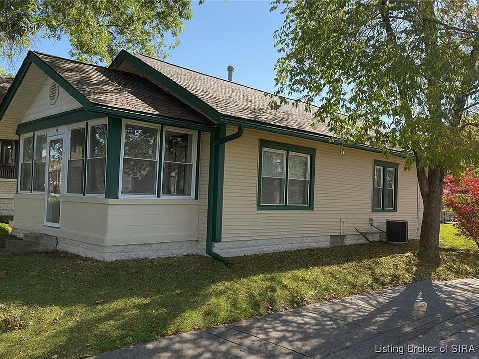 1st image of 1131 Burton Avenue