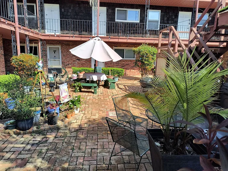 300 Bayou Blvd #113 — Photo 35