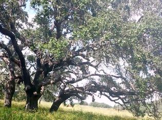 1385 Bego Rd, Goliad, TX 77963