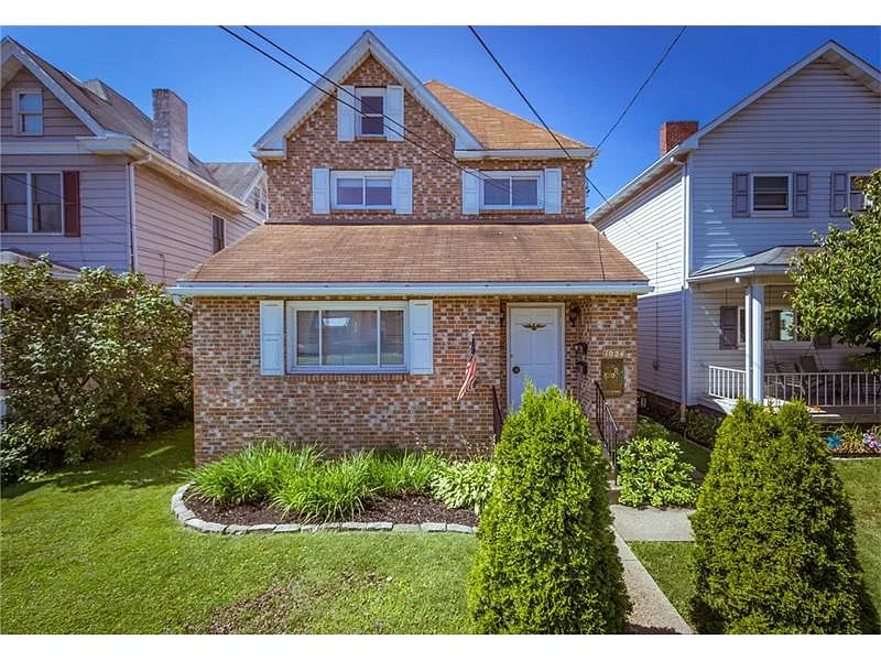 1024 Indiana Ave photo 1