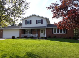 6767 Orchard Trail Rd NE, Canton, OH 44721