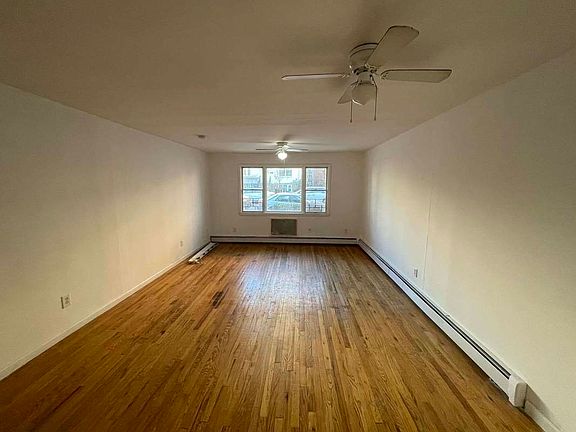 3rd image of 8486 127th St