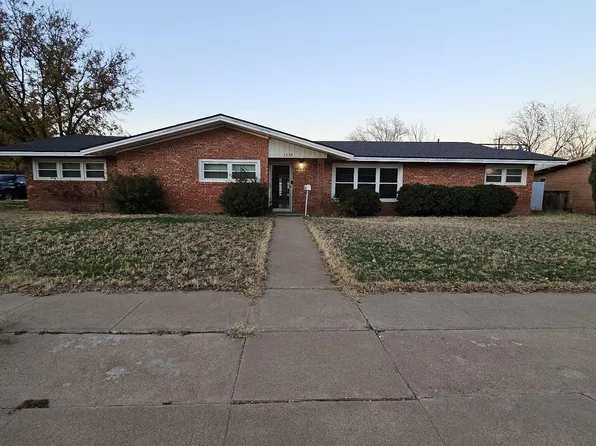 1309 E Cardwell St, Brownfield, TX 79316