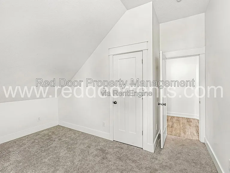 1133 Dawson St — Photo 18