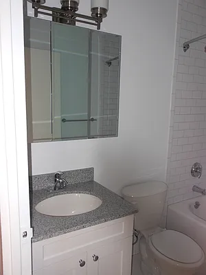 Rented by Realty Operations Group | media 5