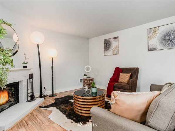 10504 NE 32nd Pl APT G105