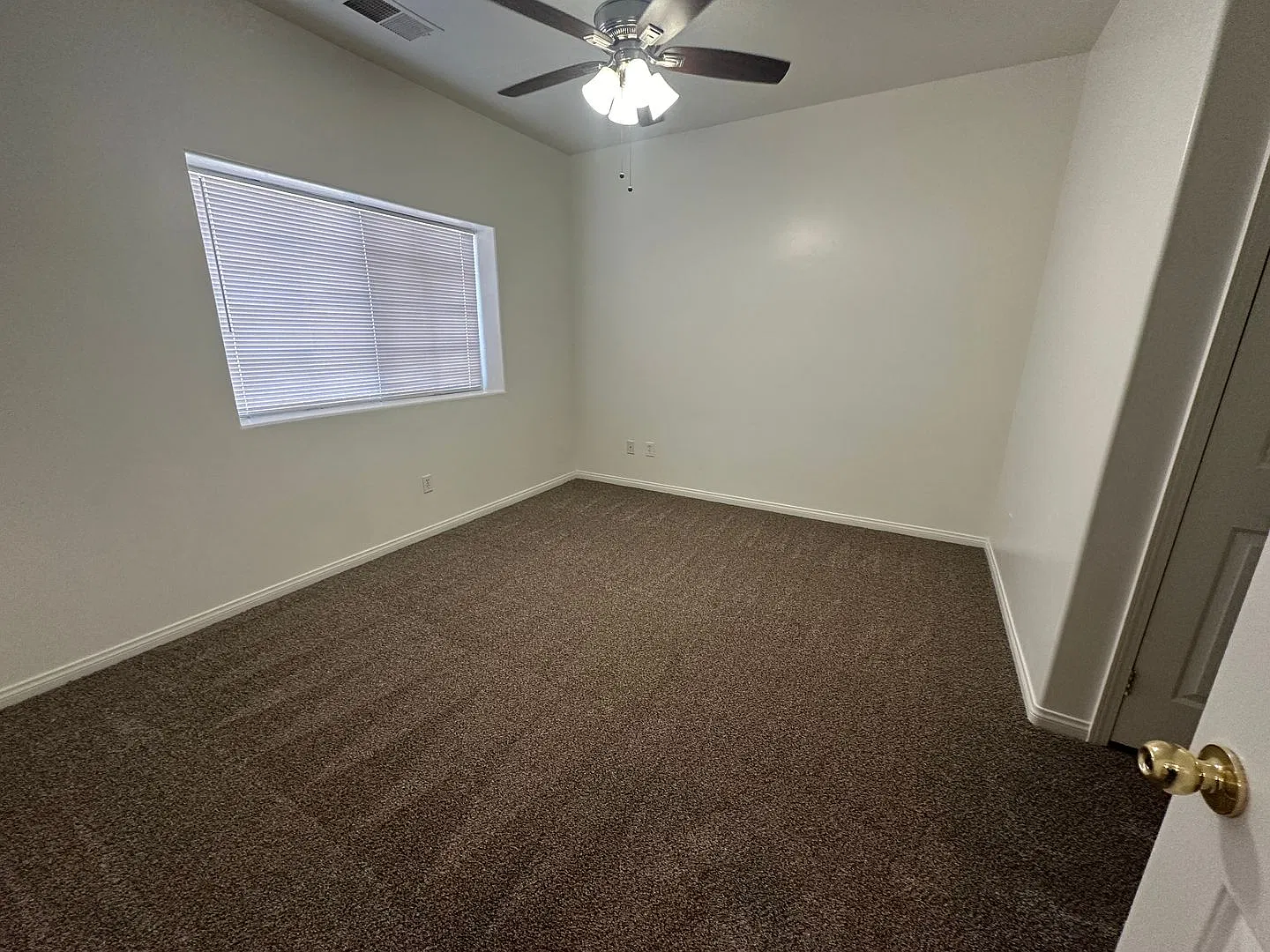 646 Blue Mountain Way Bakersfield, CA 93308 — Photo 4