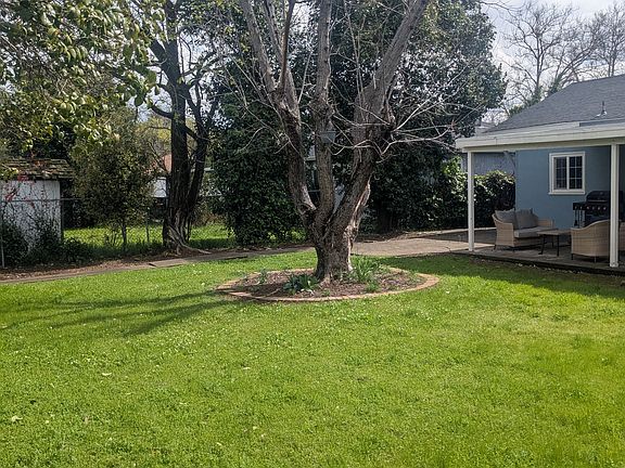 Beautiful large fully fenced backyard.