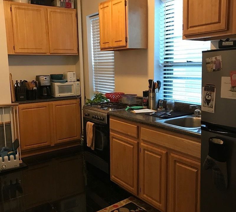 1st image of 179 E 3rd St APT 16