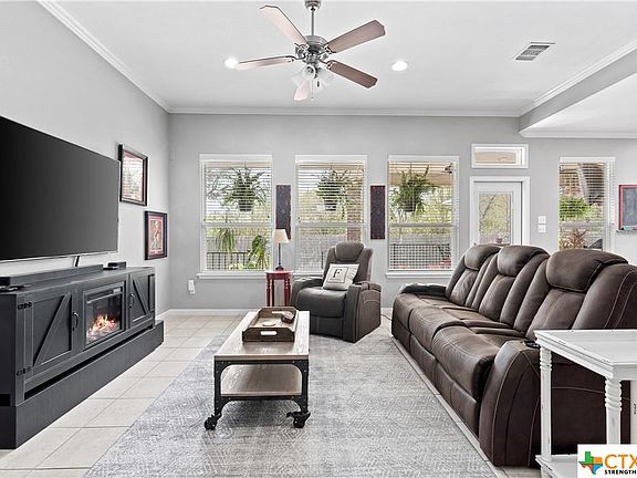 5th image of 659 Northcliffe Dr