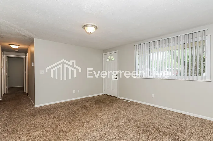 5013 Tewkesbury Dr — Photo 4