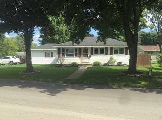 814 Cosby Rd, Utica, NY 13502