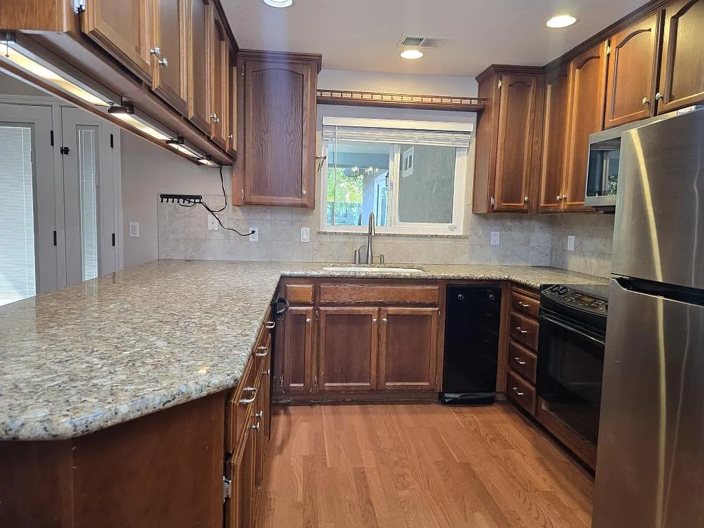 3941 Supreme Ct — Photo 4
