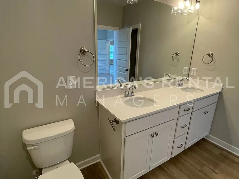 10316 Middleton Rd — Photo 13