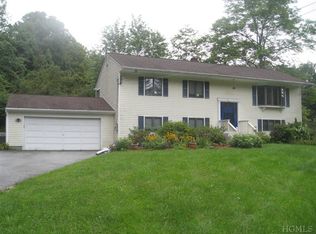 31 Quincy Rd, Putnam Valley, NY 10579