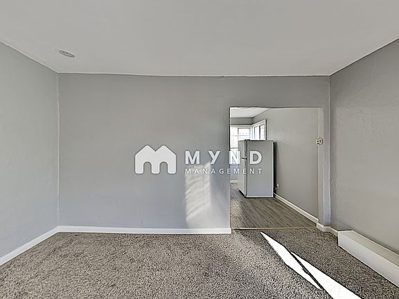 5th image of 3715 Lincoln Ave APT 9