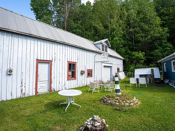 4th image of 8 Birch Street