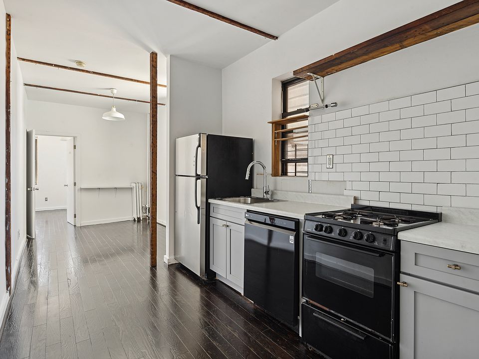 1st image of 163 Montrose Ave APT 2L